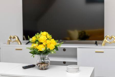 Corporate Housing By Mgm Apartment Detroit Ngoại thất bức ảnh